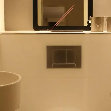 Apartment Sleeps 8 Wifi